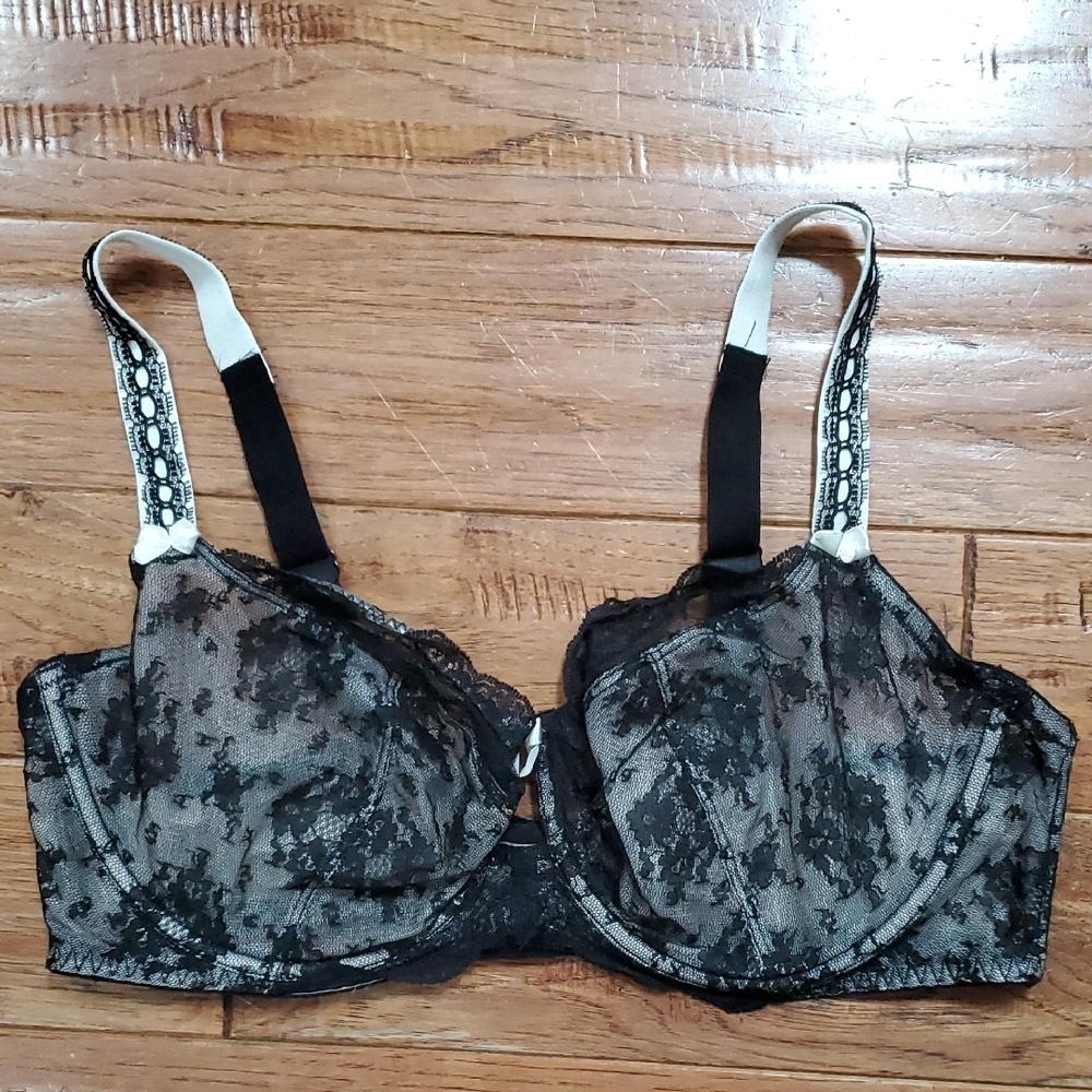 Paramour Elegant Black Lace Bra